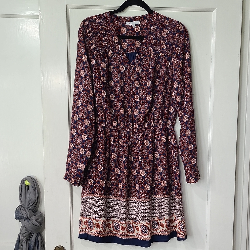 DR2 Navy and Red Patterned Long Sleeve Dress